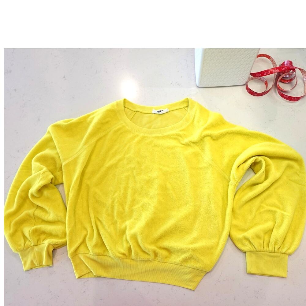 Double Zero Highlighter Yellow Fleece crew neck with balloon sleeves
